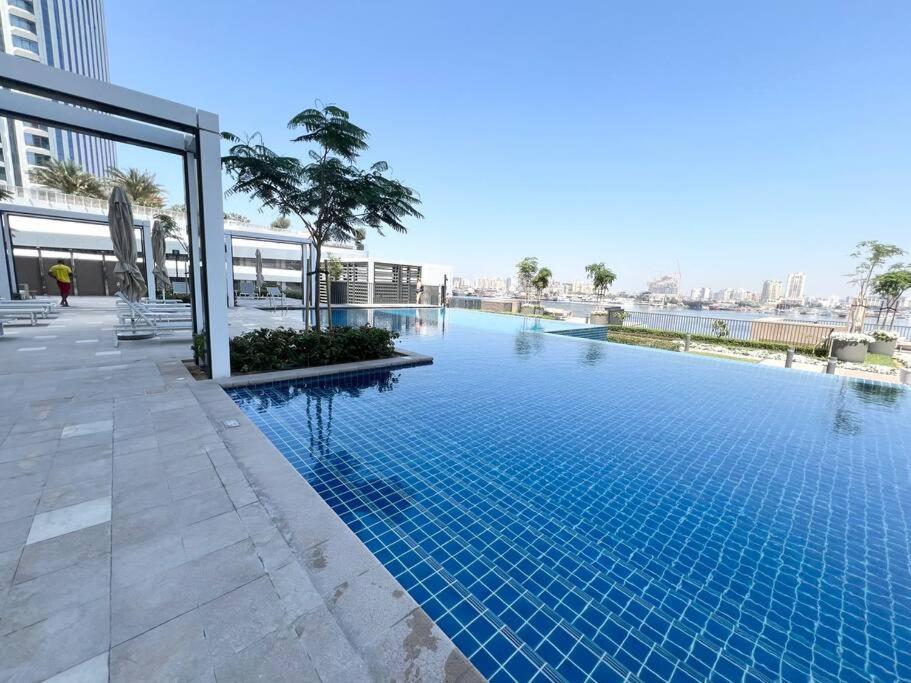 Apartment Elegant 1 Bedroom In Creek Edge Dubai