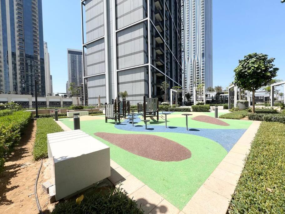 Elegant 1 Bedroom In Creek Edge * Dubai